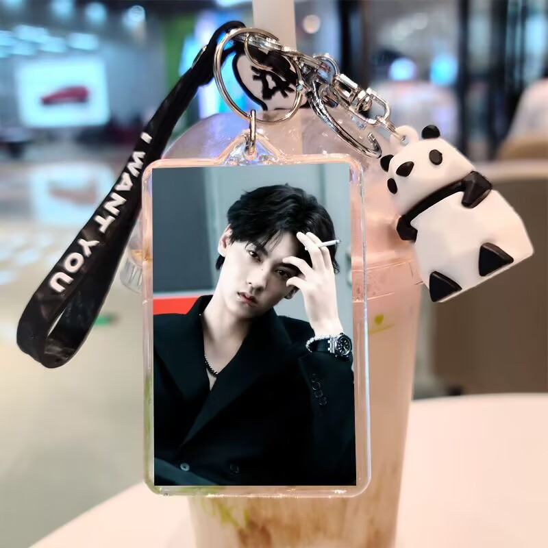 天尋寧、両面キーホルダー、「逆愛」グッズの写真、パンダペンダ - Anime Merchandise Keychain のレビューと価格